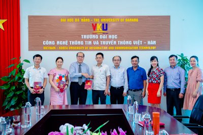 VKU tiếp và làm việc với đoàn công tác Đại học Quốc gia UNIMAS, Malaysia