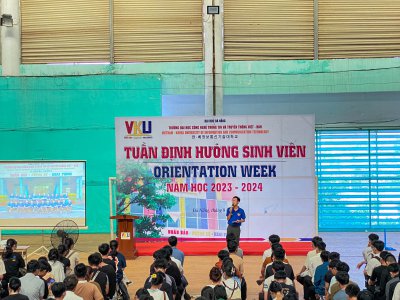 Tuần sinh hoạt công dân đầu khóa cho sinh viên K23