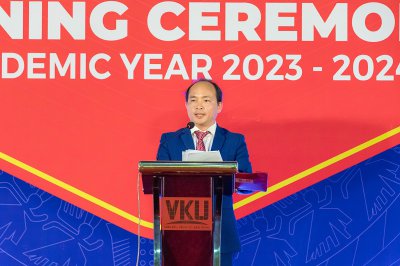 Diễn văn khai mạc lễ khai giảng năm học 2023-2024 và vinh danh thủ khoa, sinh viên xuất sắc