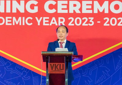Diễn văn khai mạc lễ khai giảng năm học 2023-2024 và vinh danh thủ khoa, sinh viên xuất sắc
